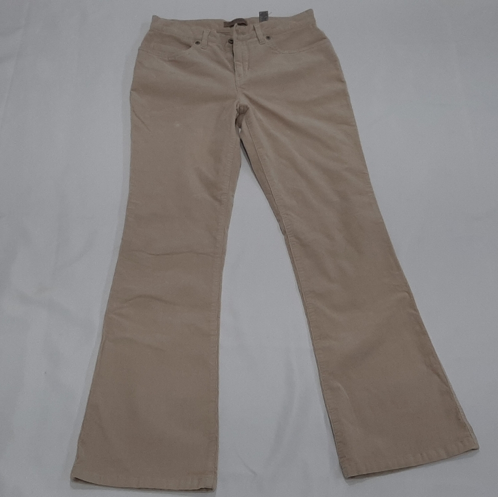 i.e. relaxed petite pants size 4P
